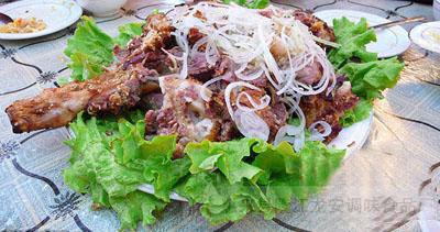 香酥羊腿(图1)