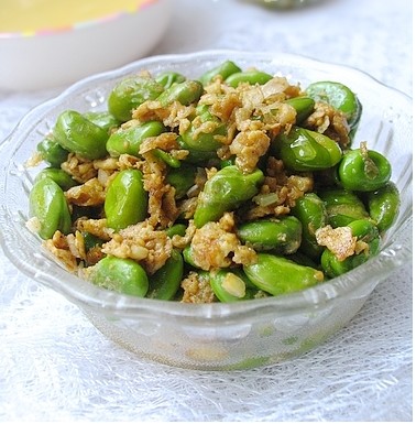 鸡蛋蚕豆(图1)