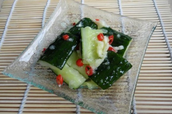 凉拌拍青瓜(图1)