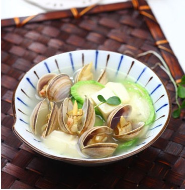 丝瓜文蛤豆腐汤(图1)