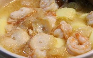 [味多宝]骨汤海鲜豆腐煲，家常温暖菜式