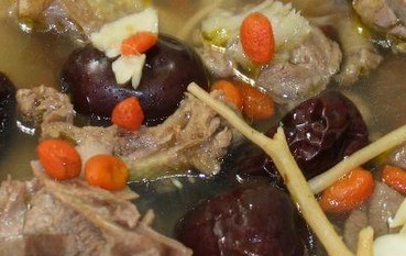 [调味料批发]香菇枸杞鸽子汤，补品中的战斗机