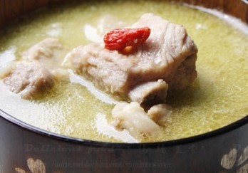 [沙茶]蚕豆炖排骨，色香味都很棒