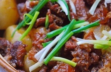 [佐料批发]如何做得一手耙齿萝卜牛腩煲?