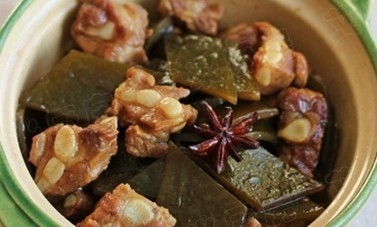 [炒焗佐料精]家常海带排骨汤，新年有新惊喜