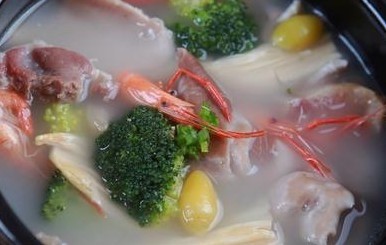[潮汕调味料]腐竹白果煲猪肚，高尚美食