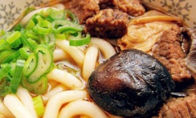 美食之香菇肉末乌冬面汤，味道更佳